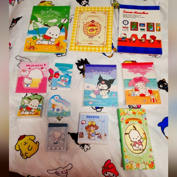 Sanrio notebook lot - Picture 1 of 1